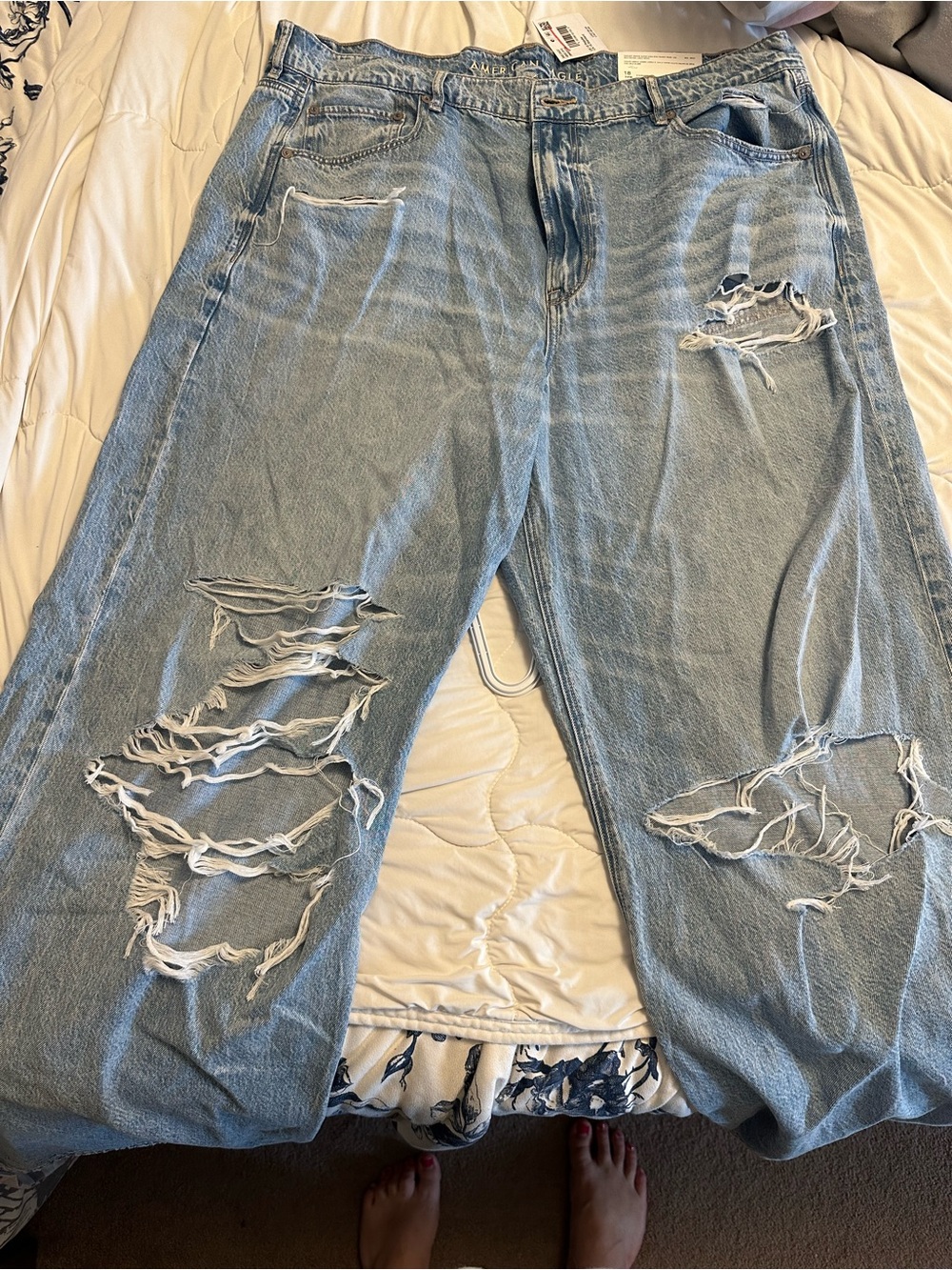 American Eagle Outfitters Light Wash Ripped Wide Leg Jeans